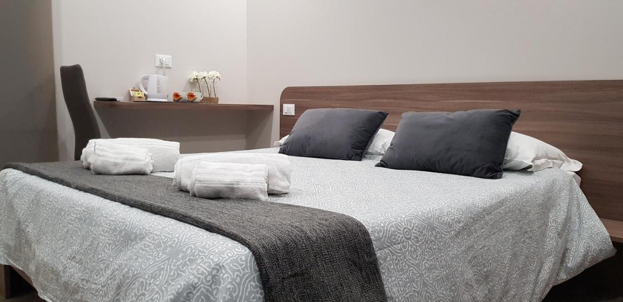 Bed and Breakfast Tre Stelle Al Duomo Катания Экстерьер фото